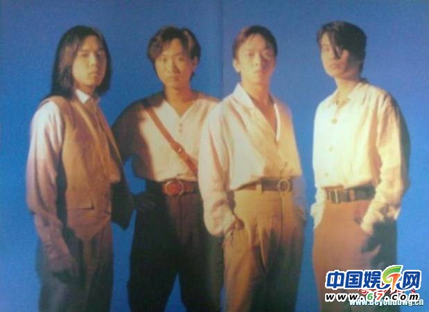  黄家强黄贯中 爆发 骂战  Beyond昔日半裸旧照曝