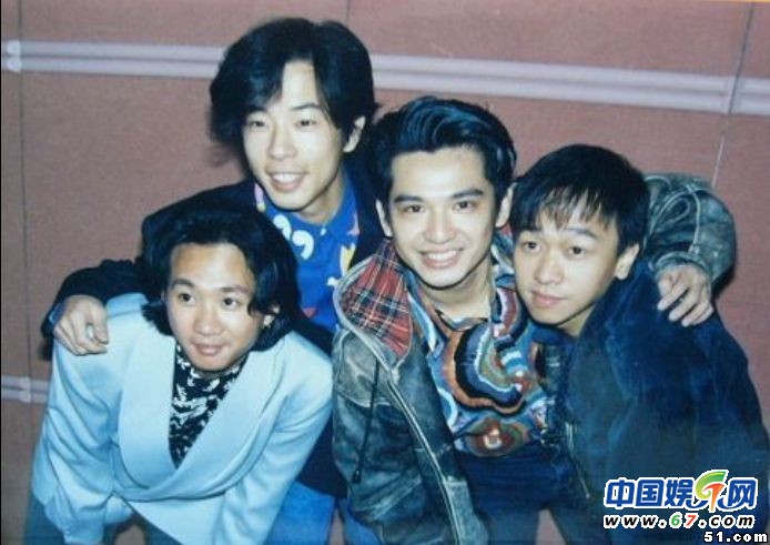  黄家强黄贯中 爆发 骂战  Beyond昔日半裸旧照曝