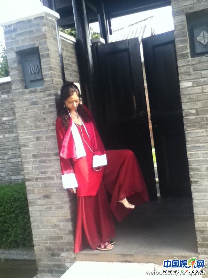 揭<em>梦之声</em>天籁<em>女神</em>央吉玛背景 曝海量美照(图) 