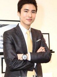 香港四大富二代:家族资产惊人 个个帅气能干