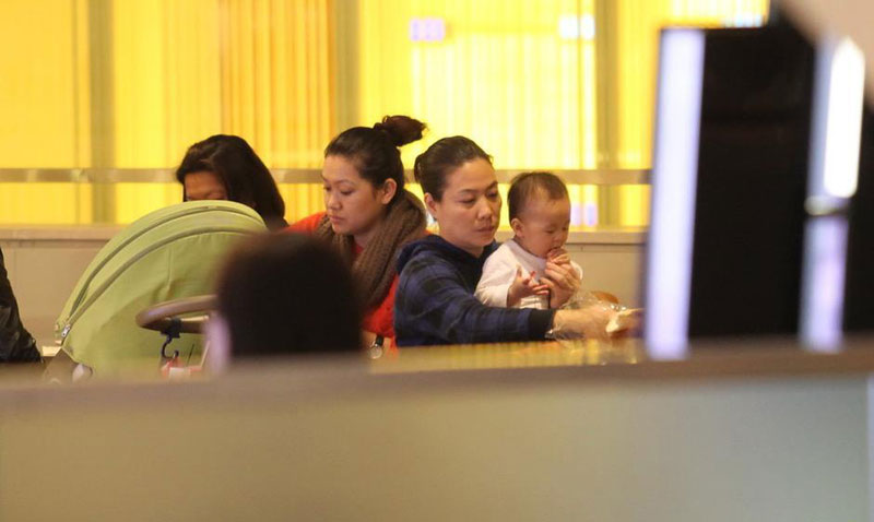 <em>张怡宁女儿</em>首度亮相 揭体坛超萌星二代(图组) 