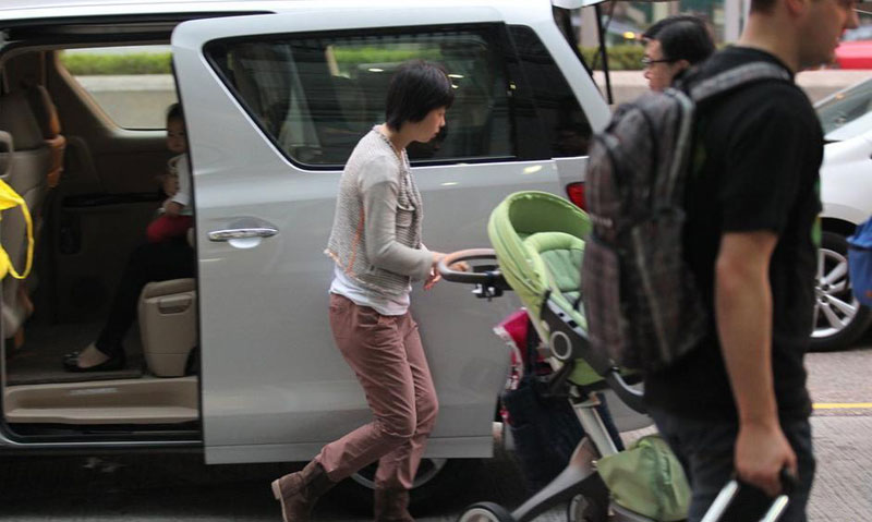 <em>张怡宁女儿</em>首度亮相 揭体坛超萌星二代(图组) 