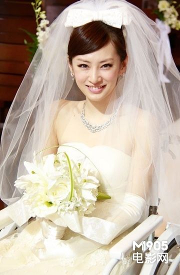 北川景子新片恋上锦户亮唯美婚纱造型首曝光