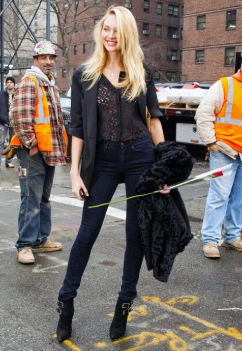 米兰达可儿领衔维密天使美颜榜 个个美胸翘臀