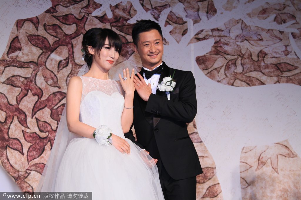 吴京谢楠大婚 新娘<em>怀孕</em>孩子已过<em>安全期</em> - 青岛