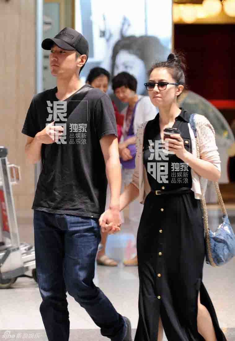高圆圆机场送赵又廷离京 秀恩爱甜蜜痴缠(图)