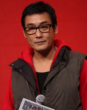 张柏芝再出车祸 7岁半大儿子Lucas坐车头(图)