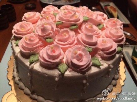 蔡依林巧手做蛋糕