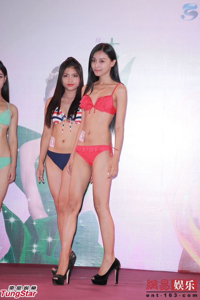 亚洲小姐海选奇葩多 当场下腰劈叉秀纹身(图)