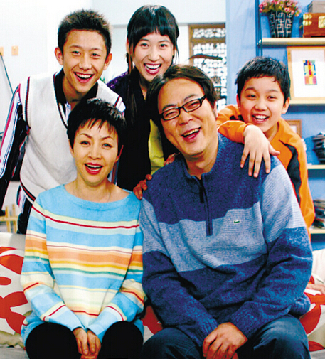 《 家有儿女 》小雨刘星重聚 网友:岁月是把杀猪