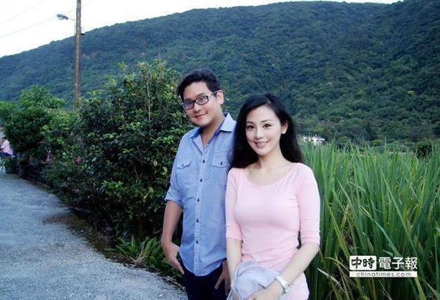 台最美女主播吴依洁嫁亿万富商 婚纱照美艳动