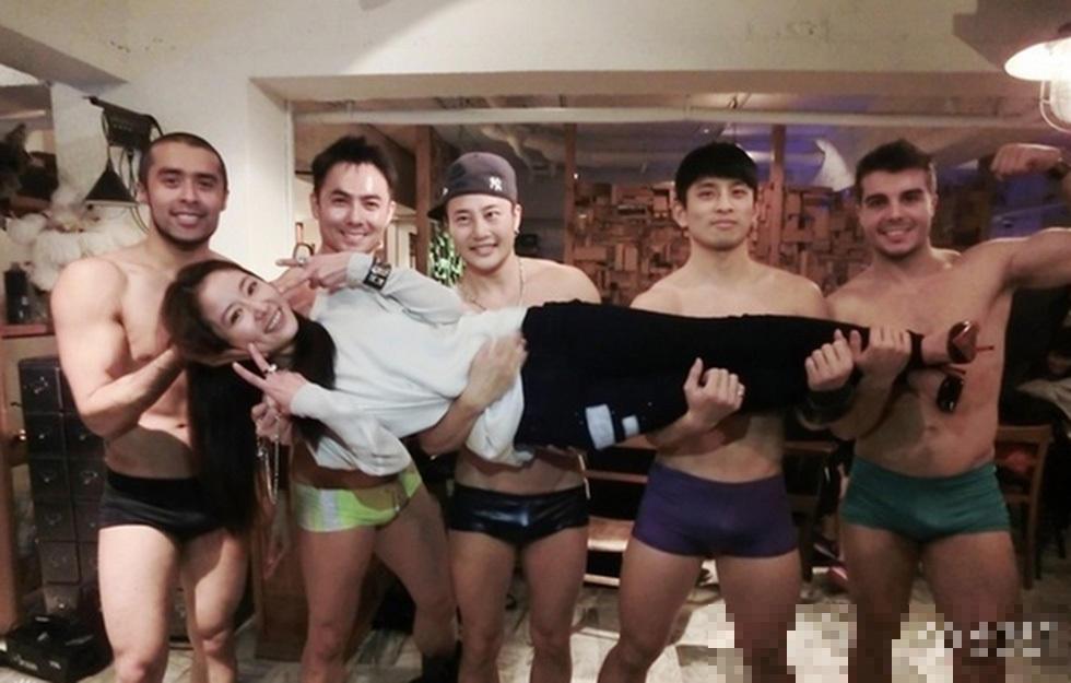  赵薇林心如 重聚火辣热吻 画面太美不敢看(图) 