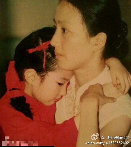 刘亦菲与妈妈