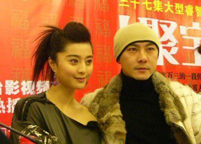 组图:李晨谈激情戏称力挺范冰冰 揭两人情史