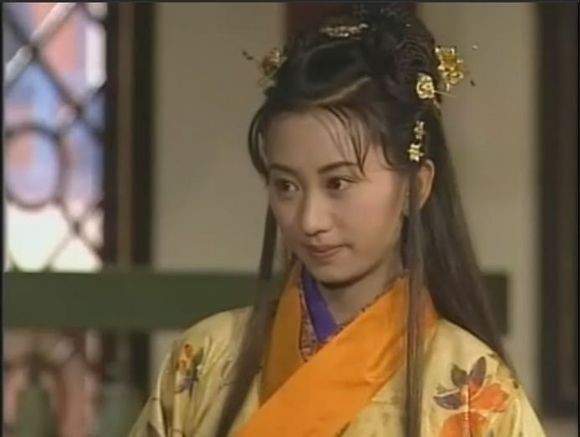 汪琳于1996年进入无线,1999年后获力捧,出演了《十月初五的月光》