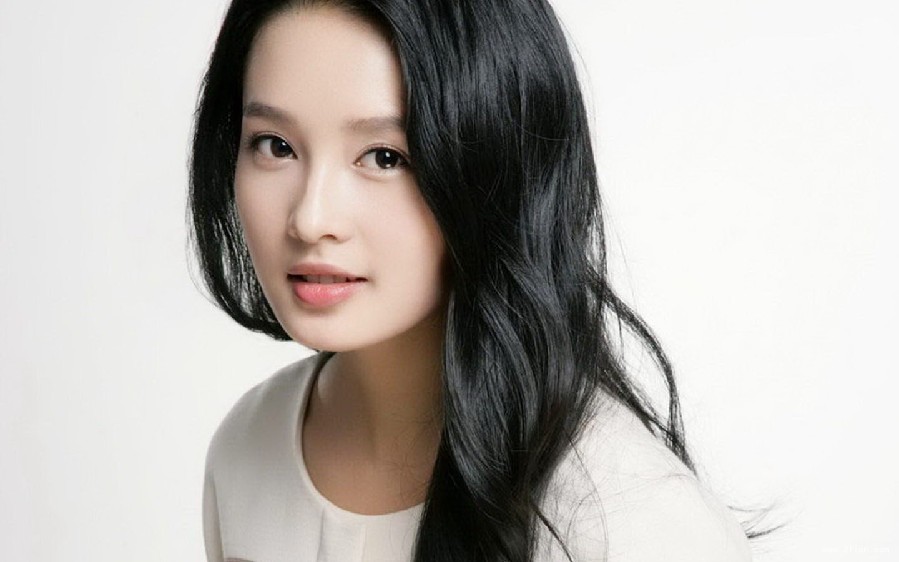 2015年90后小花旦人气排行榜 郑爽人气最高