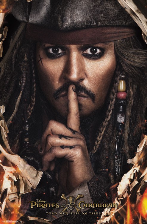 《加勒比海盗5:死无对证》发布新海报,杰克船长,巴博萨船长和亡灵船长