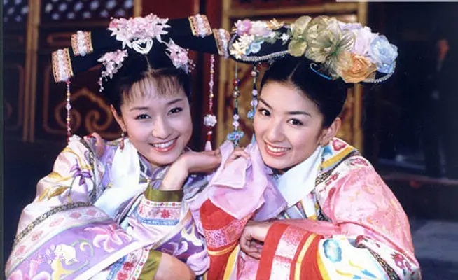 马伊琍晒与黄奕合影 《还珠3》小燕子紫薇同框了