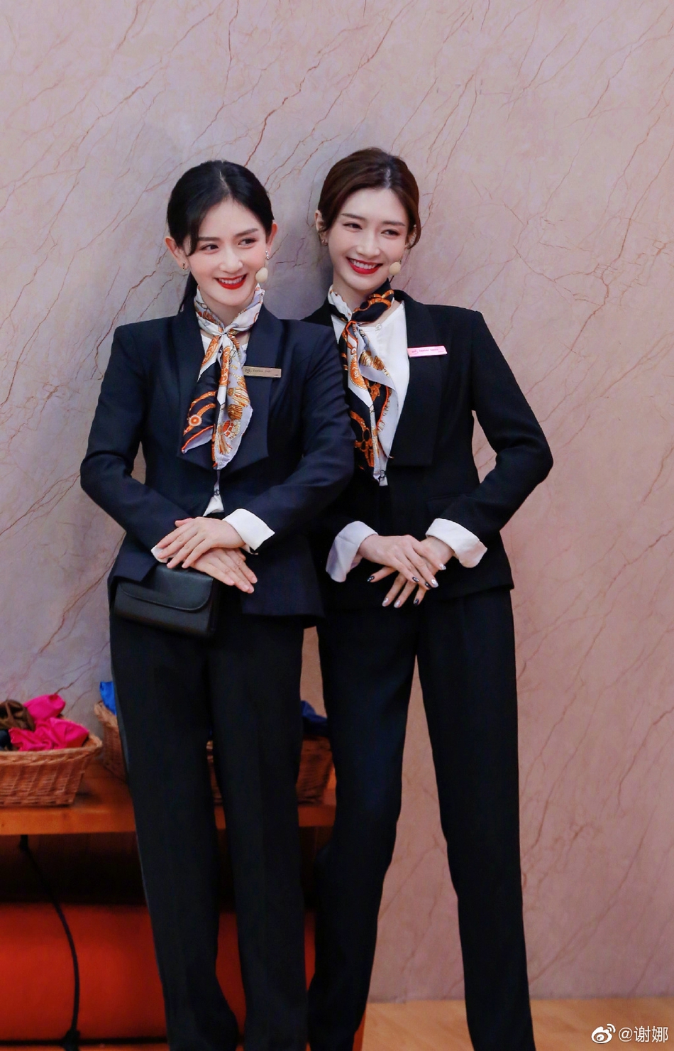 宣布成团!谢娜晒与宁静刘敏涛江疏影同款造型合影