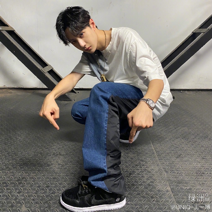 王一博绿洲旧照