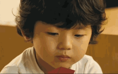 《超速绯闻》里的表情包小男孩近照曝光！盘点昔日小童星