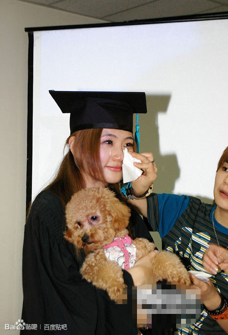 看明星们的毕业照 真是青涩啊