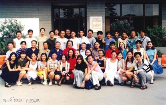 看明星们的毕业照 真是青涩啊