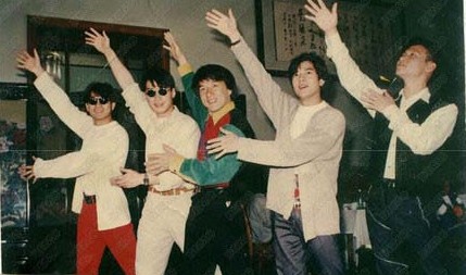 娱圈珍贵旧照:林青霞出席巩俐婚礼 狄波拉抱霆锋婷婷