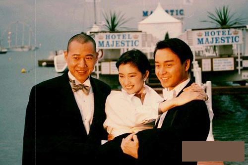 娱圈珍贵旧照:林青霞出席巩俐婚礼 狄波拉抱霆锋婷婷