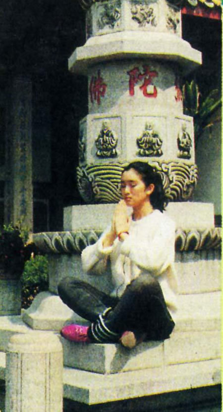 巩俐20年前丰满旧照