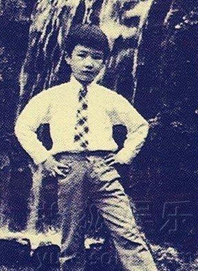 黎明童年照曝光