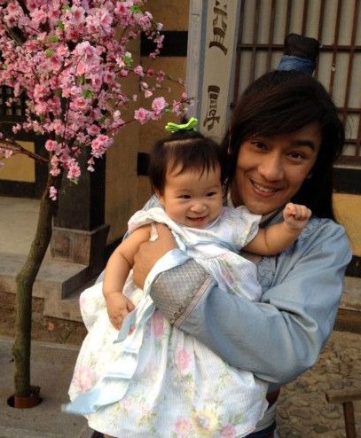 林志颖儿子呆萌 盘点娱圈宝贝