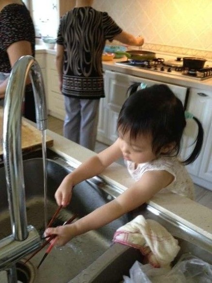 林志颖儿子呆萌 盘点娱圈宝贝