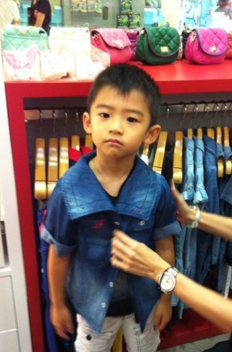 林志颖儿子呆萌 盘点娱圈宝贝