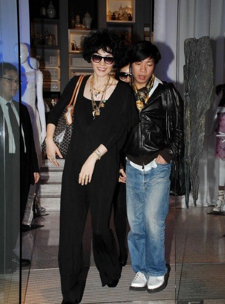 揭秘女星购物真实状态