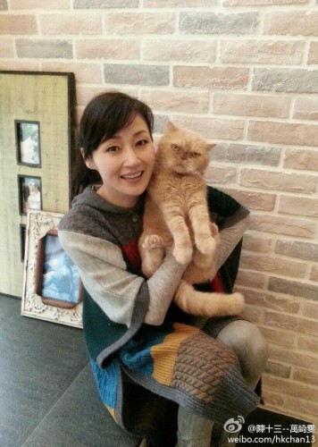 43岁万绮雯容颜不老似花季少女(组图) 43岁万绮雯容颜不老似花季少女(组图)