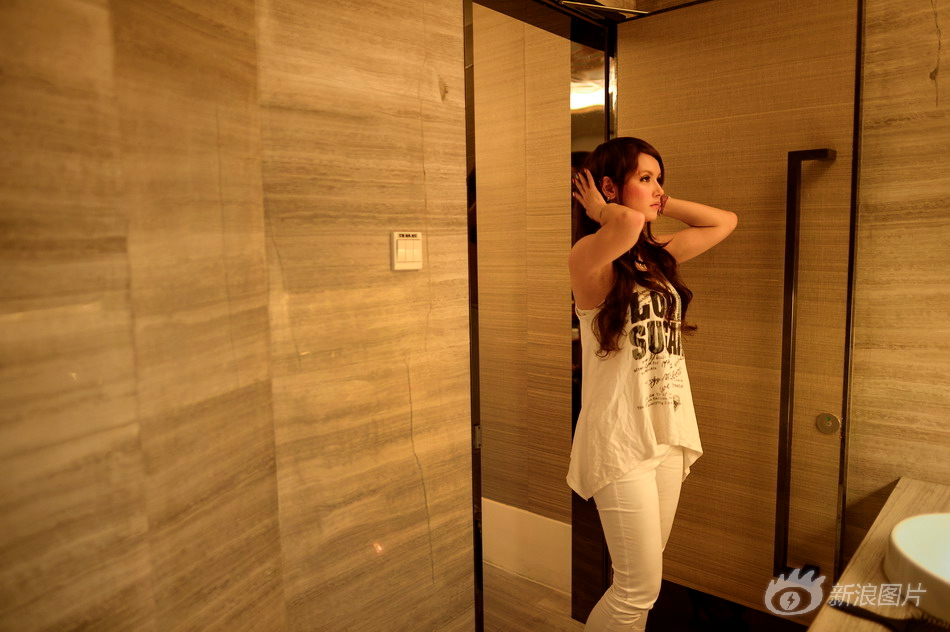 AV女优小泽玛利亚长沙演出