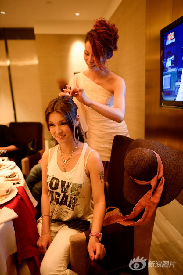 AV女优小泽玛利亚长沙演出