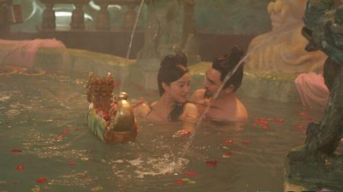 劲爆床戏！揭献身上位女星