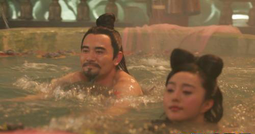 劲爆床戏！揭献身上位女星