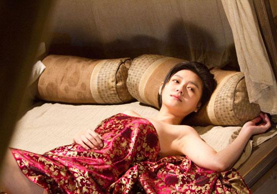 劲爆床戏！揭献身上位女星