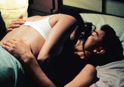 劲爆床戏！揭献身上位女星