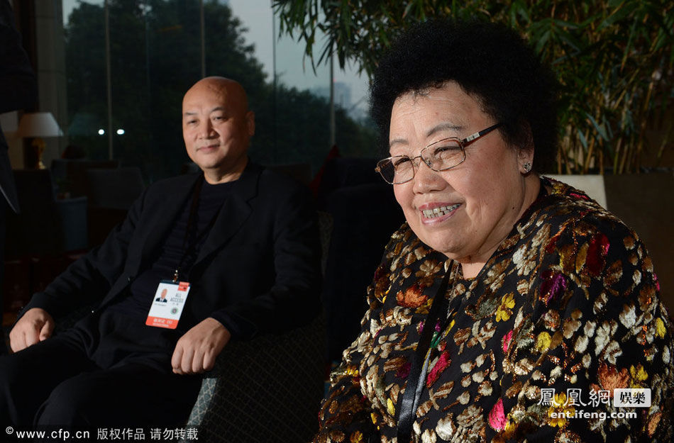 唐僧迟重瑞与妻子陈丽华