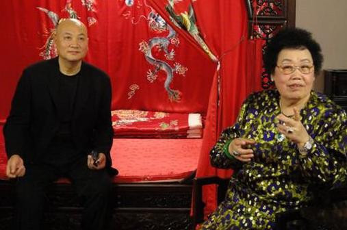 唐僧迟重瑞与妻子陈丽华 唐僧迟重瑞与妻子陈丽华