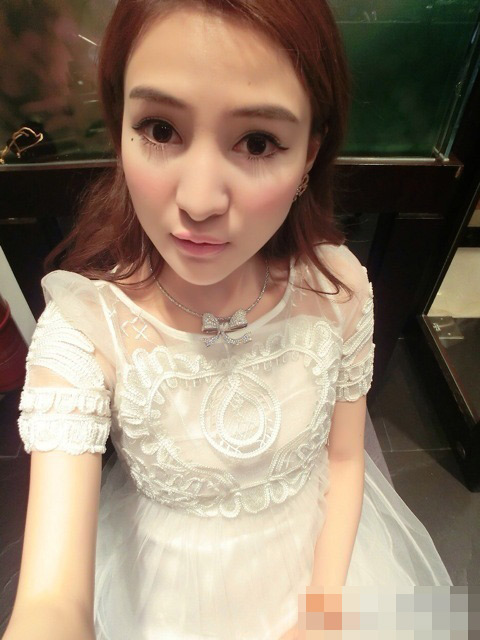 郭美美酒吧办奢华生日派对 继续炫富惹众怒