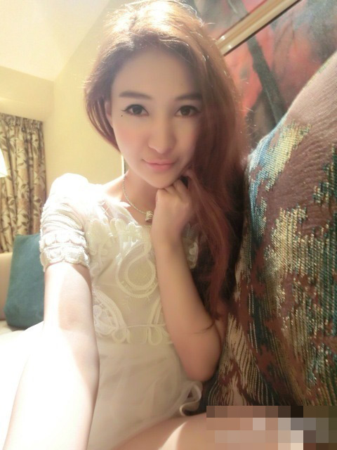 郭美美酒吧办奢华生日派对 继续炫富惹众怒