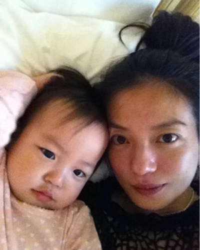 赵薇爱女小四月成长全记录 撒娇卖萌惹人爱