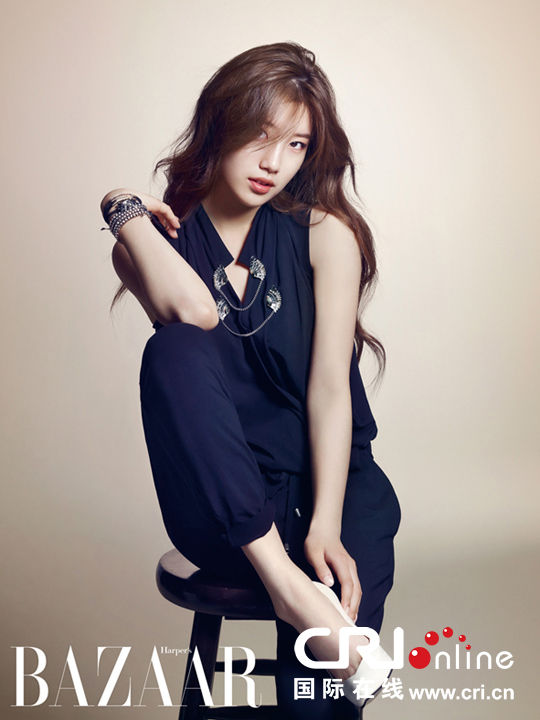 miss A秀智拍时尚珠宝写真 妖娆性感吸引粉丝目光