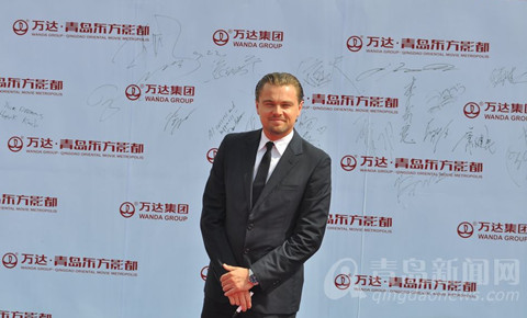 高清图集:史上最强明星阵容现青岛 闪耀红毯秀