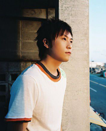 台媒曝阿信近400百万买楼 身家1.4亿人民币